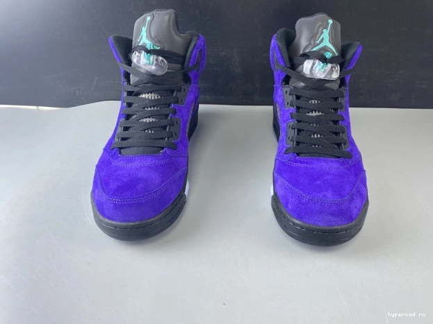 5 Retro Jordan Alternate 136027-500 Grape Air 0703